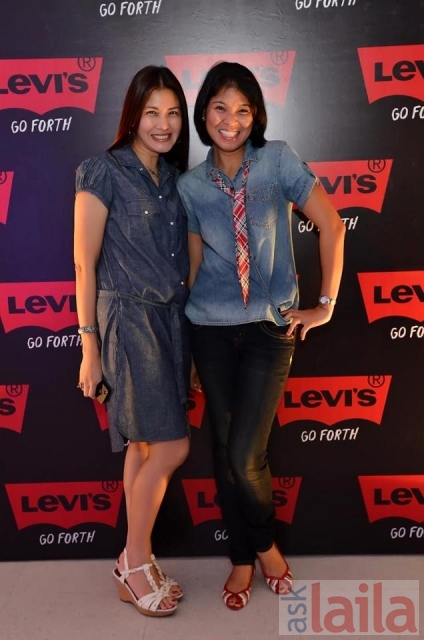 levis dwarka