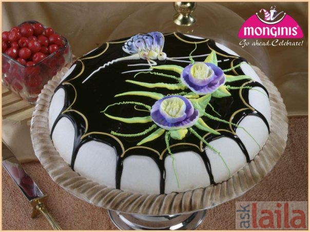 Strawberry Cake With Love Two Hearts, 24x7 Home delivery of Cake in Gariahat  Market, Kolkata
