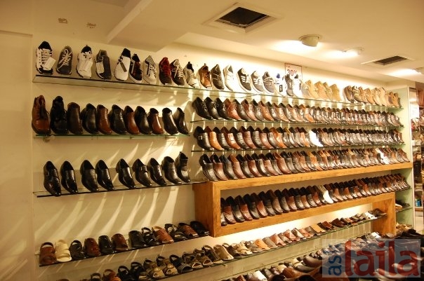 shoes shop in connaught place